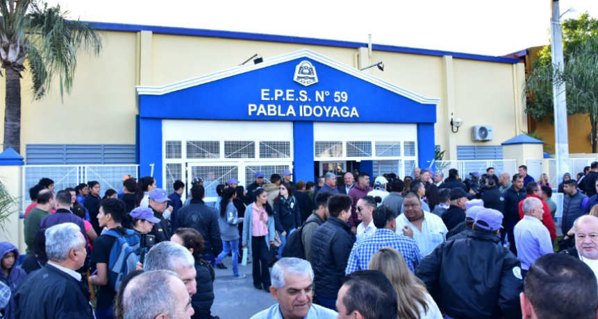 En un marco multitudinario, Insfrán encabezó el operativo “Por Nuestra Gente, Todo”, el primero del 2023