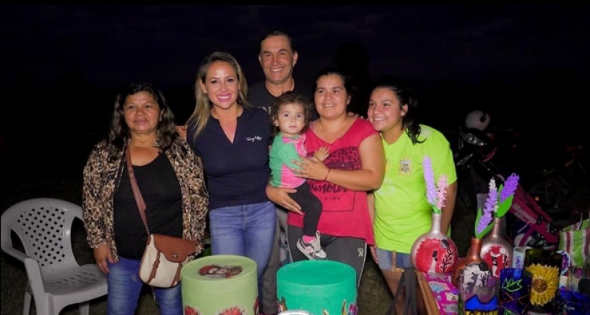 ¡Nuestra feria de emprendedoras en el barrio 8 de marzo!