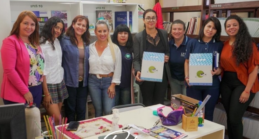 Continuamos donando libros de autores y autoras argentinas y de diversos géneros a escuelas y jardines
