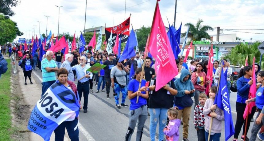 Frente a la UNaF, se sintió con gran fuerza la marcha nacional en defensa de la Universidad pública