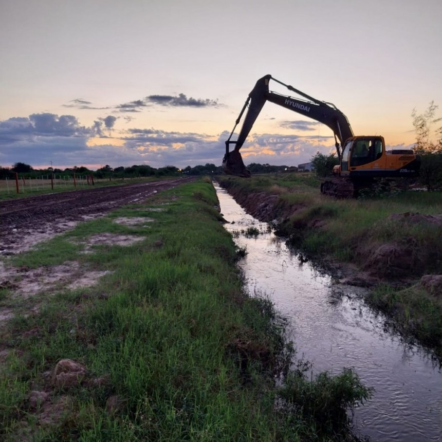 Continúan los trabajados de la Municipalidad en el mantenimiento de desagües pluviales