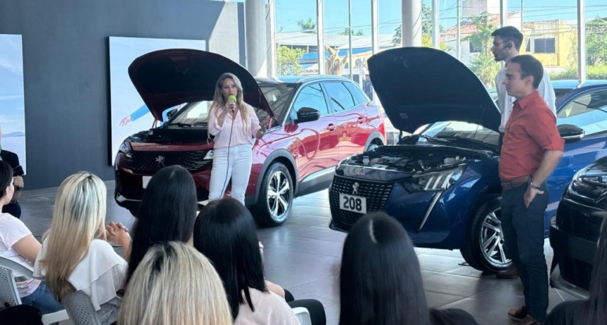 “Mujeres Conductoras”, el primer taller de auto-mecánica para mujeres