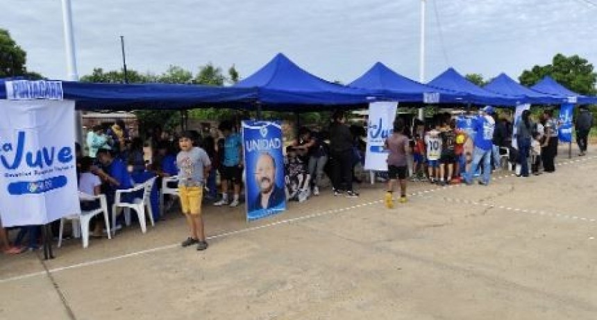 La Juventud Peronista de Las Lomitas recuperó un espacio recreativo que estaba abandonado