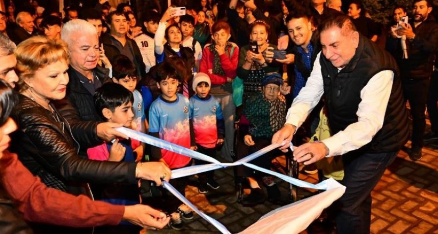 El intendente Jofré habilitó la plaza y el playón deportivo del barrio Fontana
