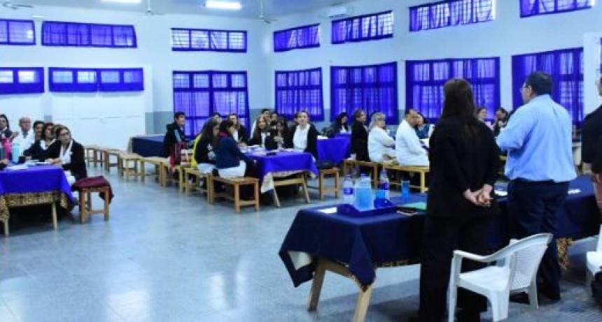 Educación concretó un nuevo encuentro de Orientaciones para la Organización Inicial en Escuelas Primarias