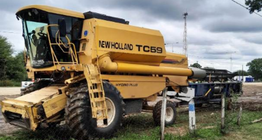 La Policía secuestró maquinarias agrícolas a tres chaqueños que intentaban transportarlos hacia Paraguay de manera ilegal