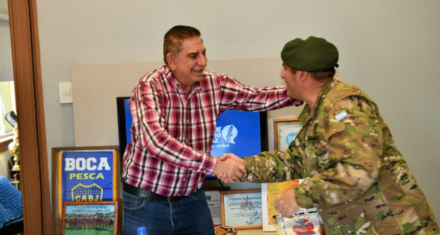 El intendente Jofré se reunió con el nuevo jefe del Regimiento de Infantería de Monte 29