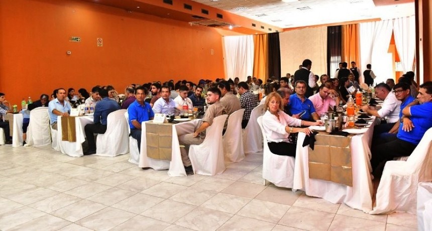Por el Día del Trabajador, realizaron agasajo en Vialidad Provincial