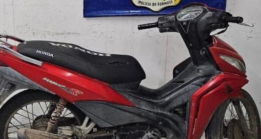 La Policía recuperó seis motos, detuvo a dos sujetos y retuvo a un adolescente