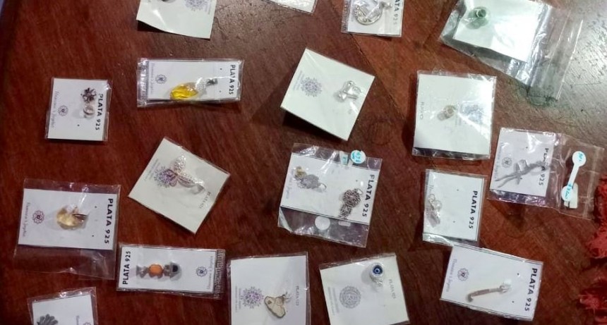 Dos mujeres fueron detenidas por el robo de la joyería