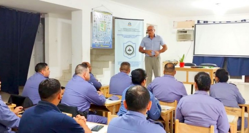 La Policía realiza capacitaciones con herramientas tecnológicas de última generación hace más de 10 años