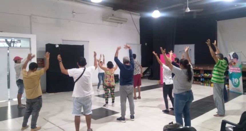 Pacientes del Servicio de Salud Mental están participando de los talleres Superarte