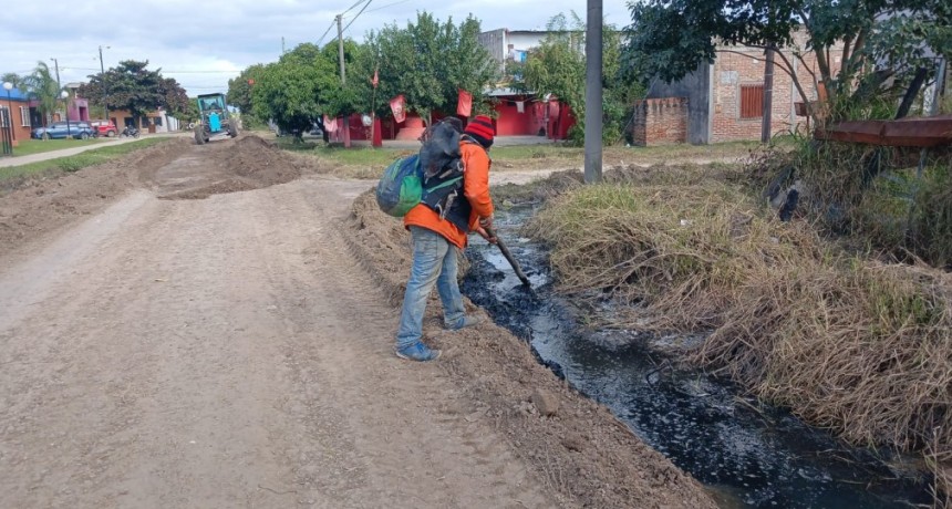 MÁS SECTORES DE LA CIUDAD RECIBIERON BENEFICIOS CON TRABAJOS MUNICIPALES 