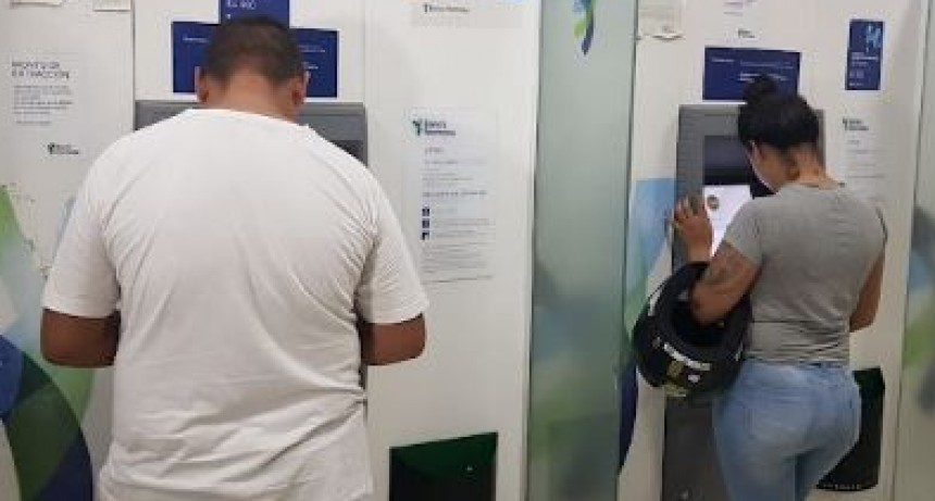 Ibañez garantizó que el medio aguinaldo se pagará sin inconvenientes