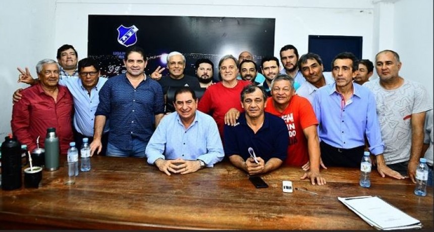 Jofré destacó a la familia del fútbol en el Día del Trabajador