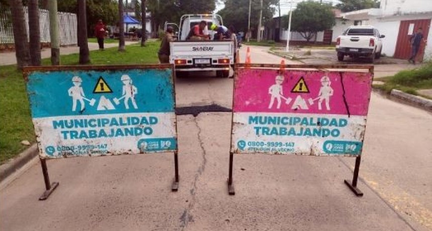EL MUNICIPIO PROSIGUE CON TRABAJOS PARA EL MANTENIMIENTO DE LA VÍA PÚBLICA 