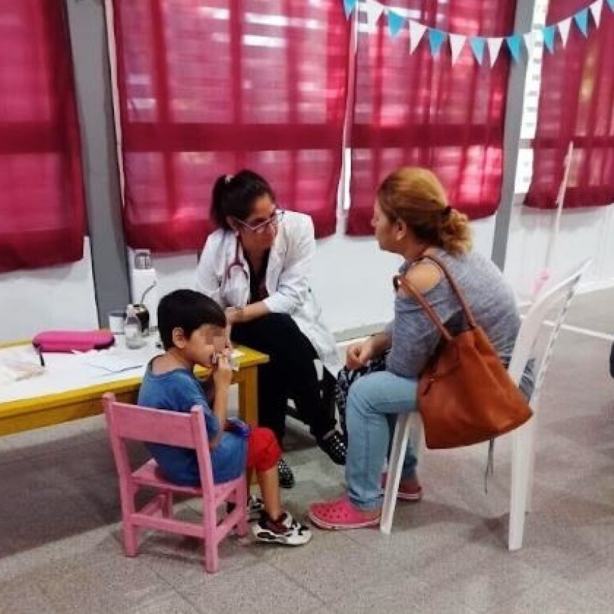 Exitosa jornada de vacunación en el Jardín de Infantes “La Casita del Sol”