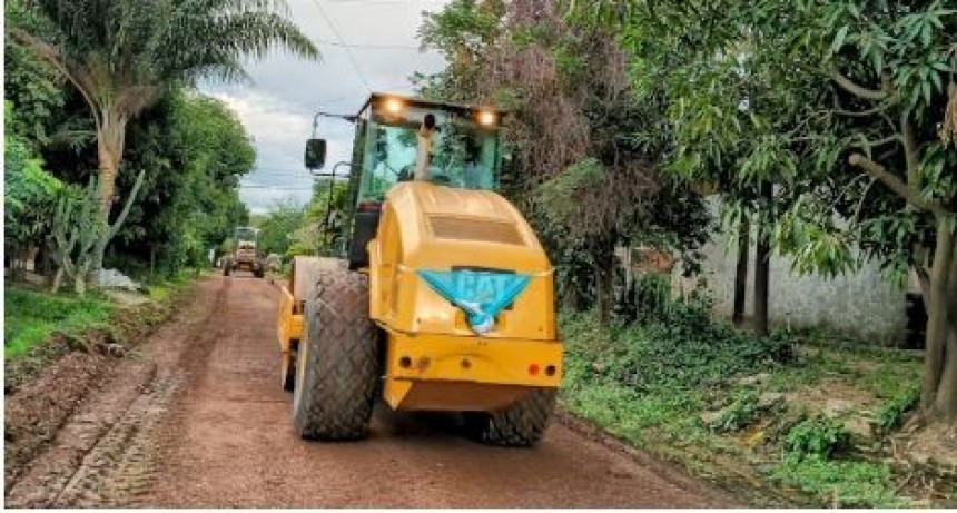 La municipalidad ejecutó trabajos de enripiado en dos barrios capitalinos