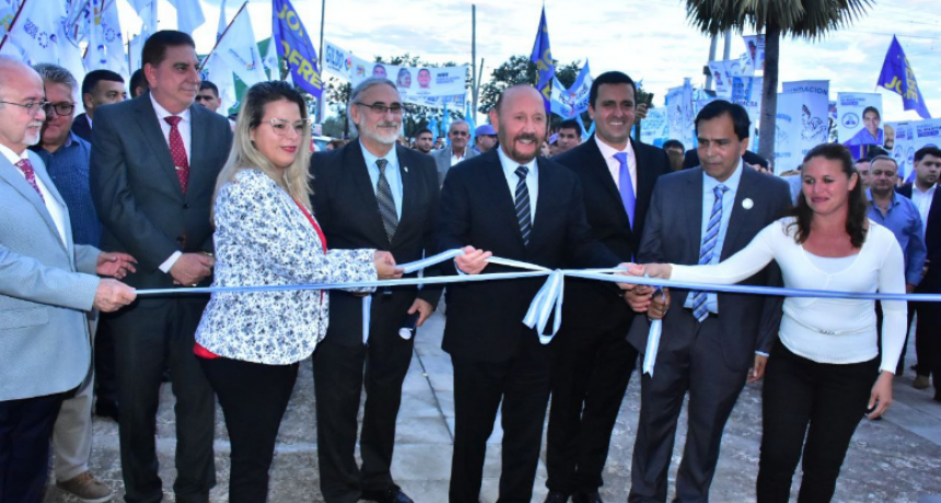 El gobernador Insfrán inauguró otra obra educativa, llegando a las 1476 concretadas en su gestión