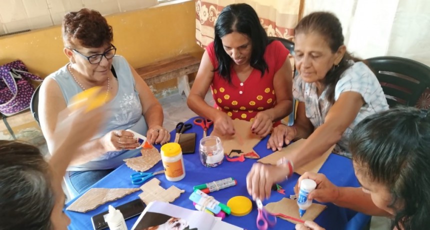 Los Espacios de Encuentro de la Comunidad Organizada ofrecen actividades para todas las edades