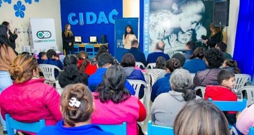 Se inauguró un Club Digital en el Centro Integrador de Acción Comunitaria “Eva Perón” del Barrio Lisbel Rivira
