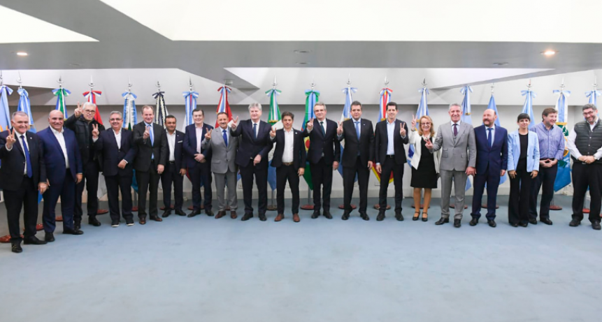 Insfrán: “Reafirmamos nuestro compromiso de seguir trabajando para construir una Argentina más federal”