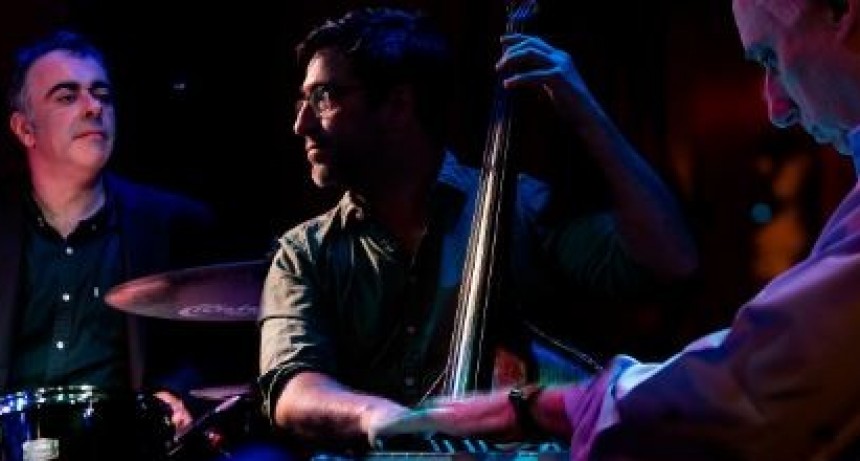 Fraga, Motta y Giunta traen a Formosa el mejor jazz con Swing Summit Trío