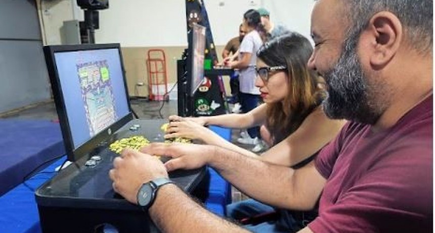 El MCE reeditará la edición “Neotech y cultura oriental” en el Paseo Costanero