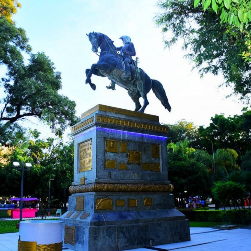 El gobernador Insfrán encabezará el acto por el aniversario del fallecimiento de San Martín