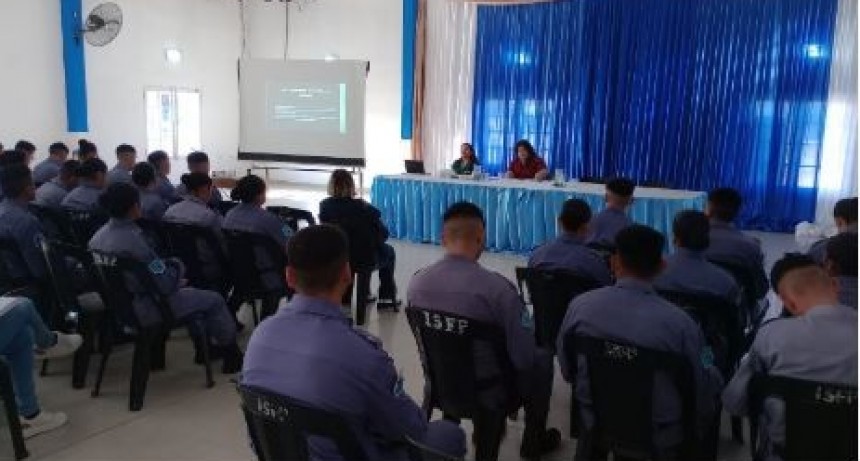 Se realizó un taller sobre inteligencia emocional para efectivos policiales