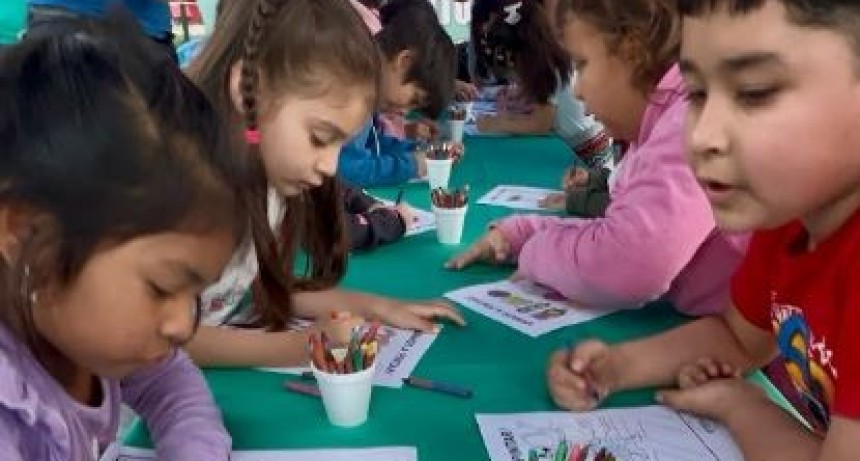 Atractiva jornada de domingo en la Plaza San Martín por el Día de las Infancias
