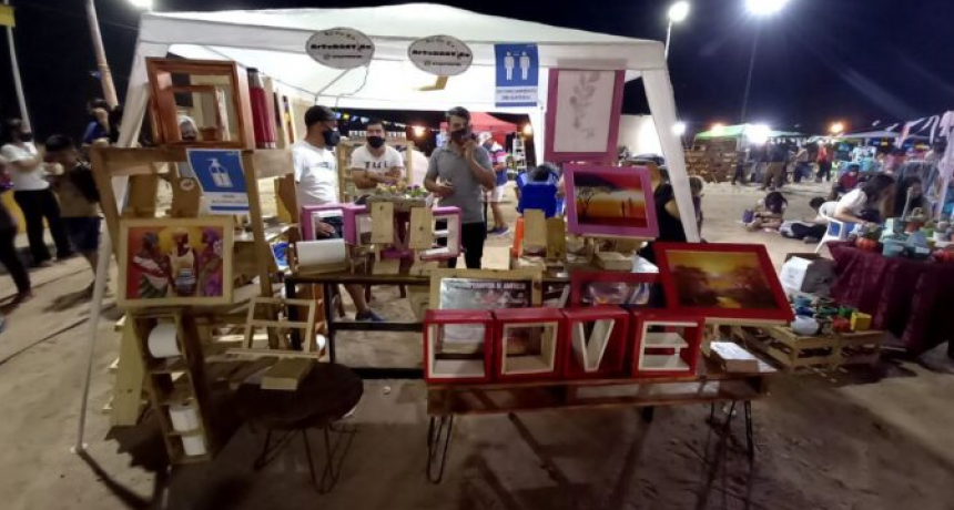 Fue un &eacute;xito la primera feria de emprendedores de Ingeniero Ju&aacute;rez