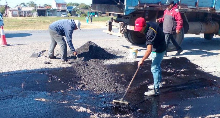 Activa intervenci&oacute;n del Municipio para recomponer diferentes arterias pavimentadas