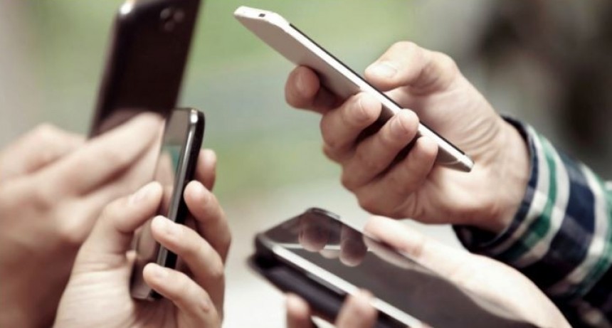 El Enacom autoriz&oacute; un aumento escalonado de 29,6% en los servicios de telefon&iacute;a, internet y TV