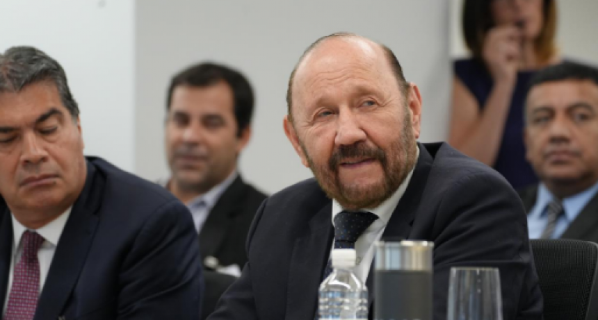 EEUU: Gildo Insfr&aacute;n form&oacute; parte de una reuni&oacute;n con Amazon