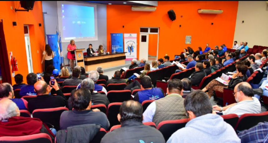 Ley Micaela: Concluy&oacute; la capacitaci&oacute;n destinada a medios p&uacute;blicos de comunicaci&oacute;n