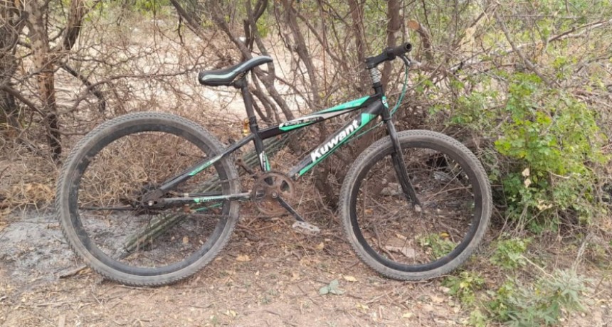 La Policía recuperó una bicicleta y secuestró tres motos