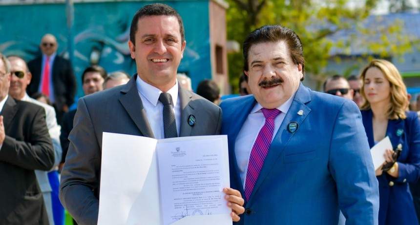El vicegobernador Solís acompañó a Laguna Naineck y Clorinda en los festejos por los aniversarios