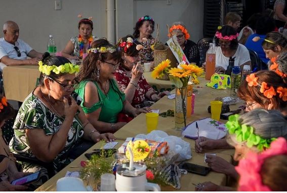 Con un bingo recreativo, la Municipalidad festejó el Día de los Jubilados
