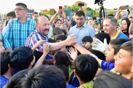 Insfrán habilitó las obras en el Club Sportivo Social y Cultural Defensores del Rosario