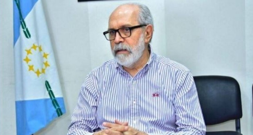 El ministro Ibáñez cuestionó la presentación del Presupuesto Nacional fuera del Congreso y advirtió sobre un rumbo de “ajuste salvaje”