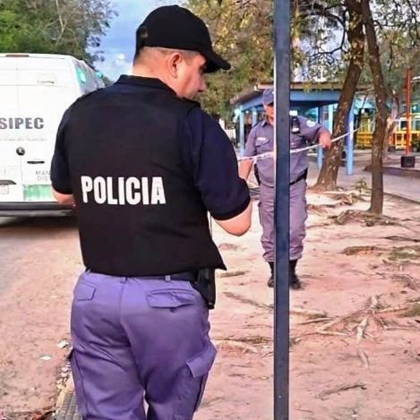 Lo retuvieron por herir a un joven con un cuchillo