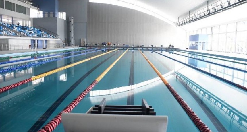 Se ajustan los últimos detalles en la obra de la piscina olímpica climatizada para deportes de alto rendimiento