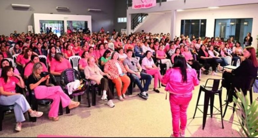 JOFRÉ ENCABEZÓ EL ENCUENTRO DE PREVENCIÓN Y SALUD INTEGRAL SOBRE EL CÁNCER DE MAMA