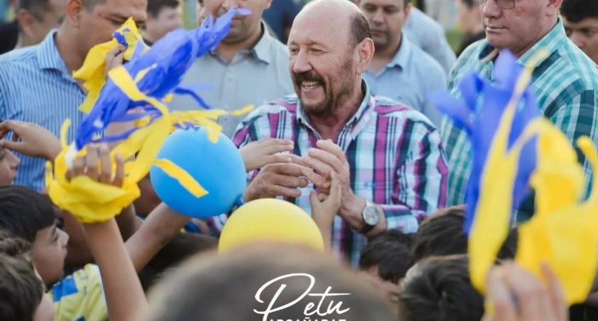 Acompañamos al gobernador en la inauguración de las obras en el Club Sportivo Social y Cultural Defensores del Rosario