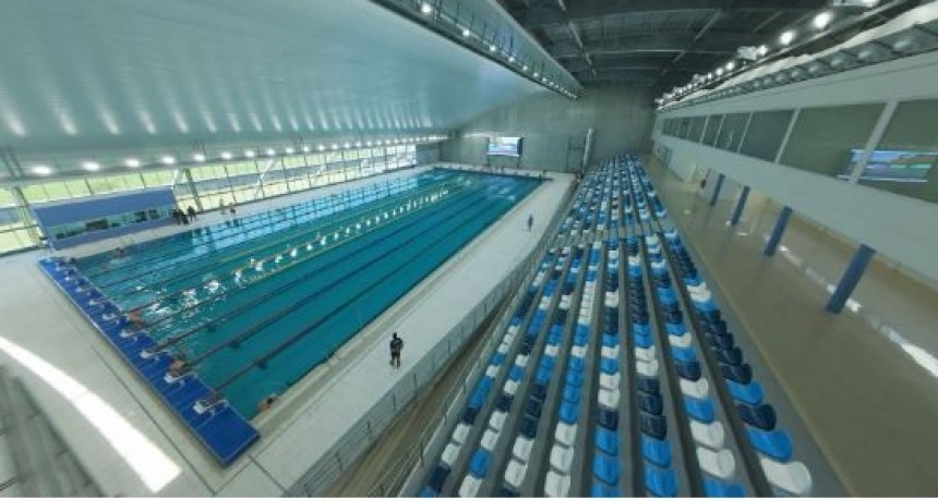 Insfrán inaugurará la piscina olímpica cubierta y climatizada junto con la pista de atletismo