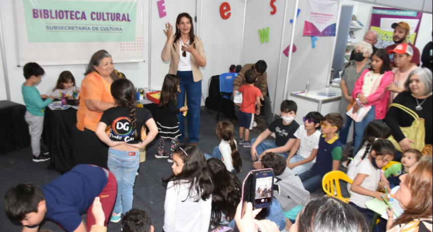 Con amplia convocatoria, finaliz&oacute; este domingo la Feria del Libro