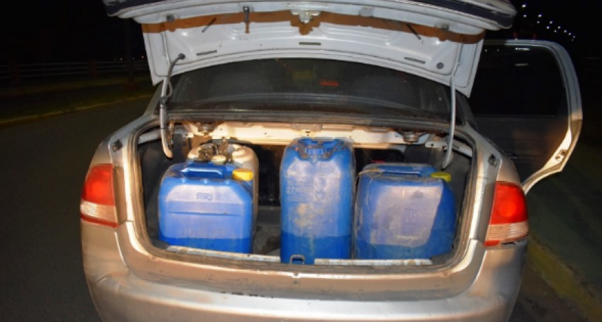 La Polic&iacute;a secuestr&oacute; m&aacute;s de 1.000 litros de combustible trasportados de forma irregular