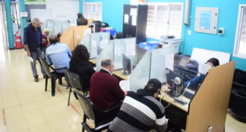 Con buena concurrencia de vecinos entr&oacute; en vigencia el nuevo R&eacute;gimen Especial de Regularizaci&oacute;n de Deudas