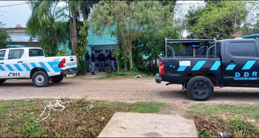 La Polic&iacute;a realiz&oacute; allanamientos, detuvo a cinco personas y secuestr&oacute; elementos de inter&eacute;s
